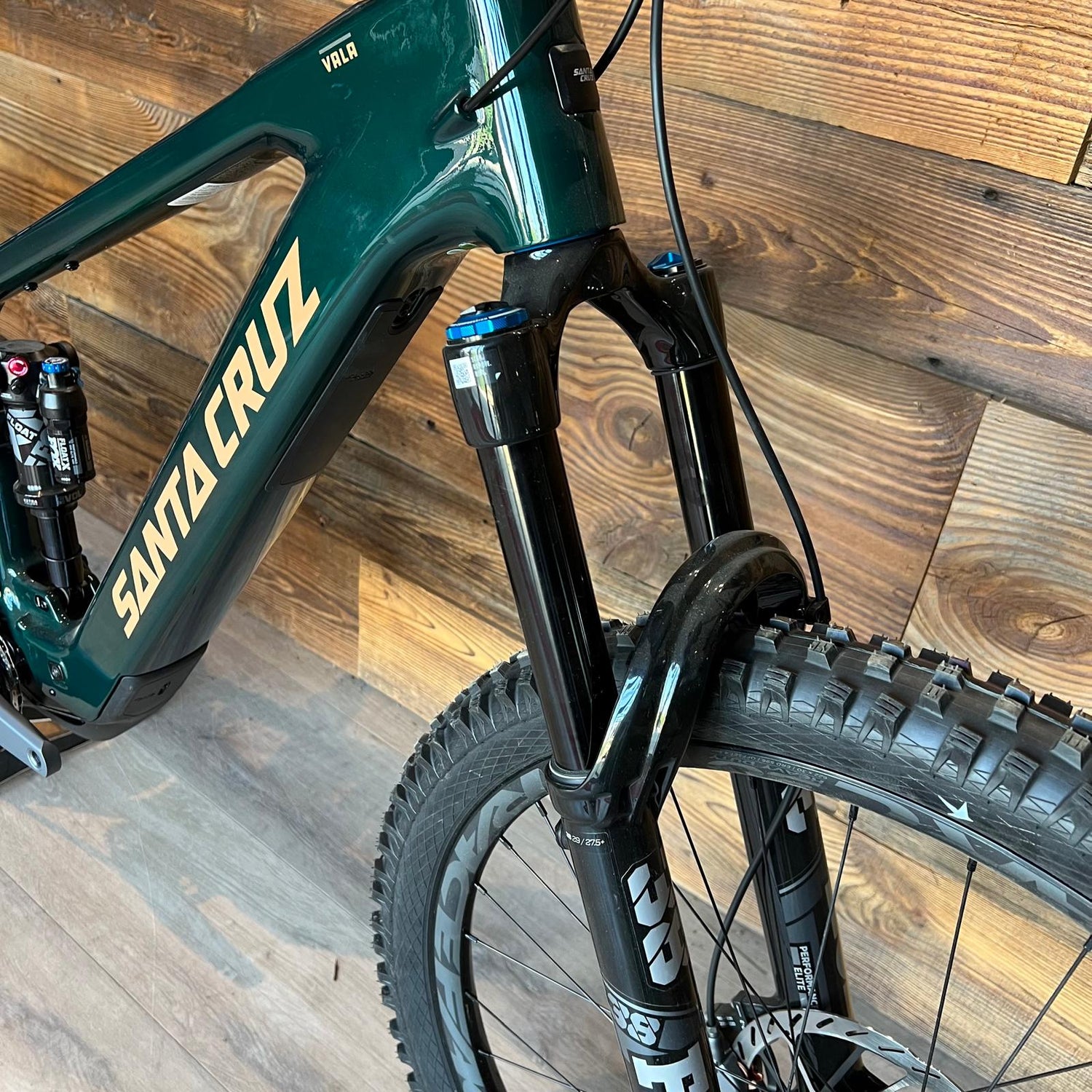 Santa Cruz VALA GX AXS